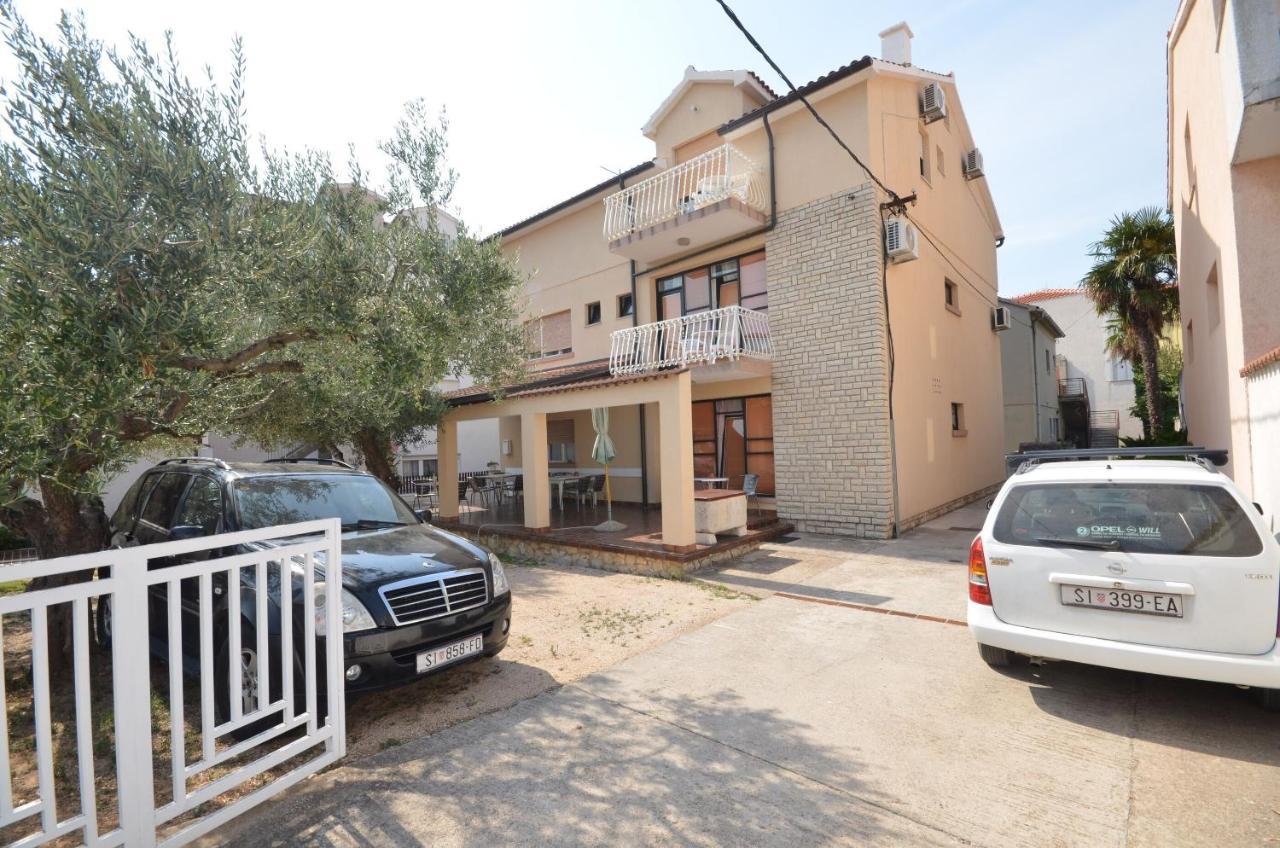 Apartment And Rooms Mrkovic Vodice Exteriör bild