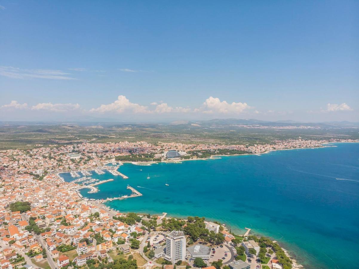 Apartment And Rooms Mrkovic Vodice Exteriör bild